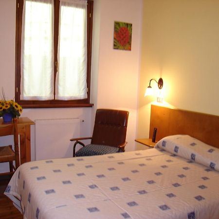Hotel Spampatti Кастьоне-делла-Презолана Номер фото