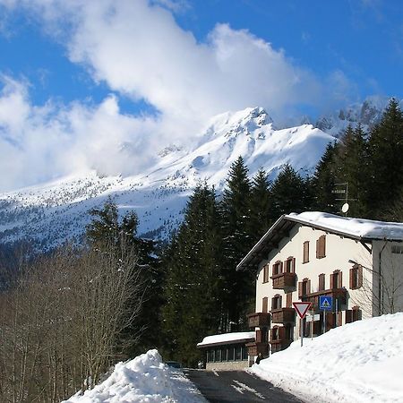 Hotel Spampatti Кастьоне-делла-Презолана Экстерьер фото
