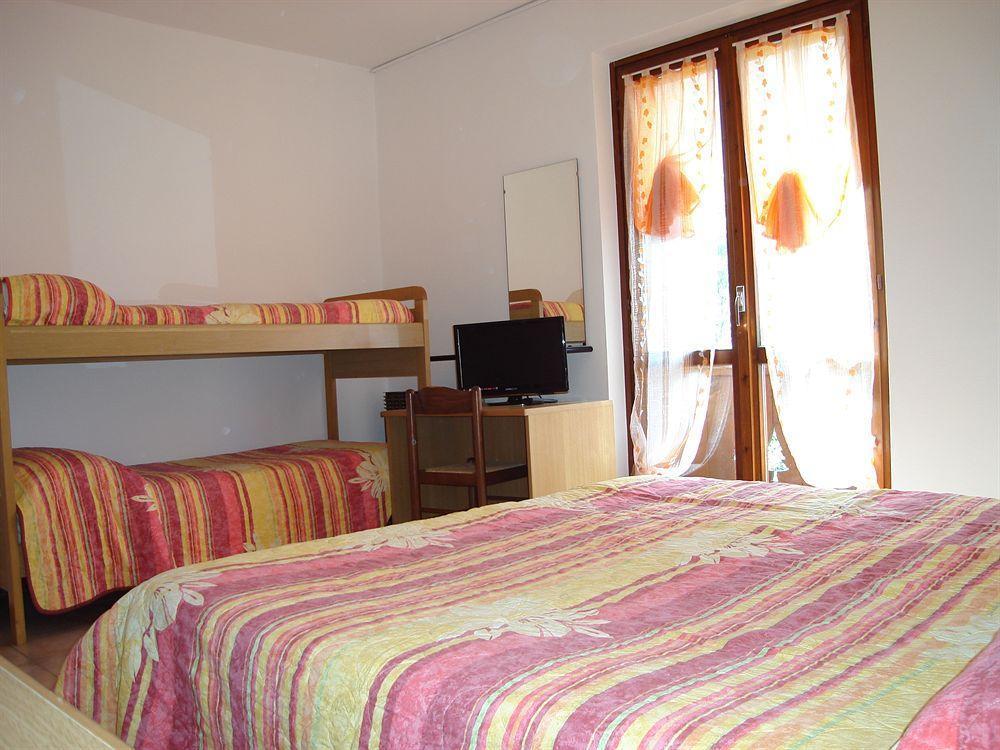 Hotel Spampatti Кастьоне-делла-Презолана Экстерьер фото