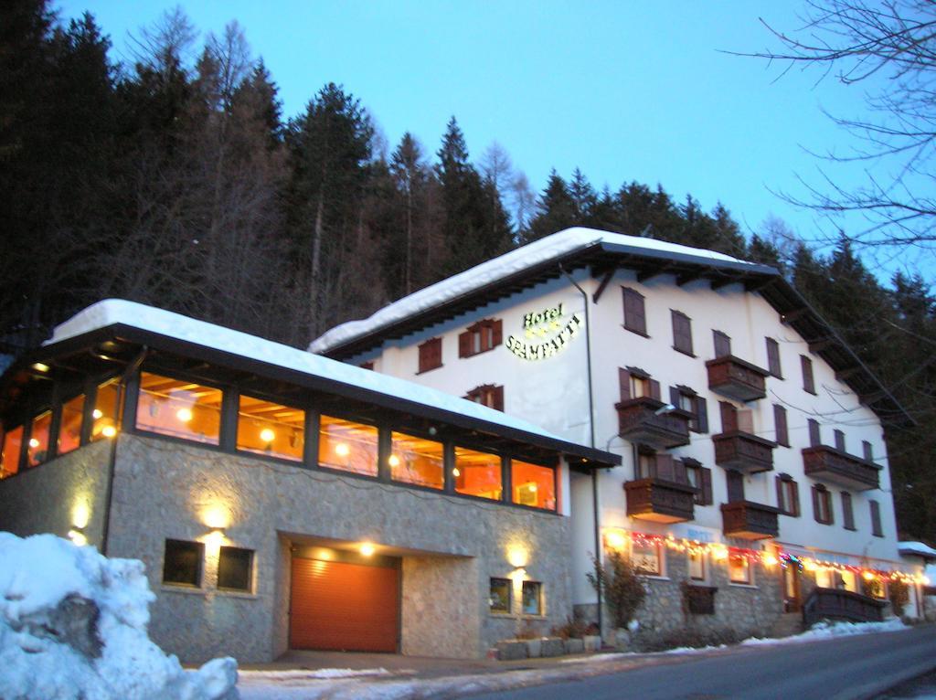 Hotel Spampatti Кастьоне-делла-Презолана Экстерьер фото
